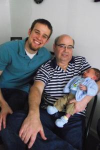 298035_560983728311_102326382_n